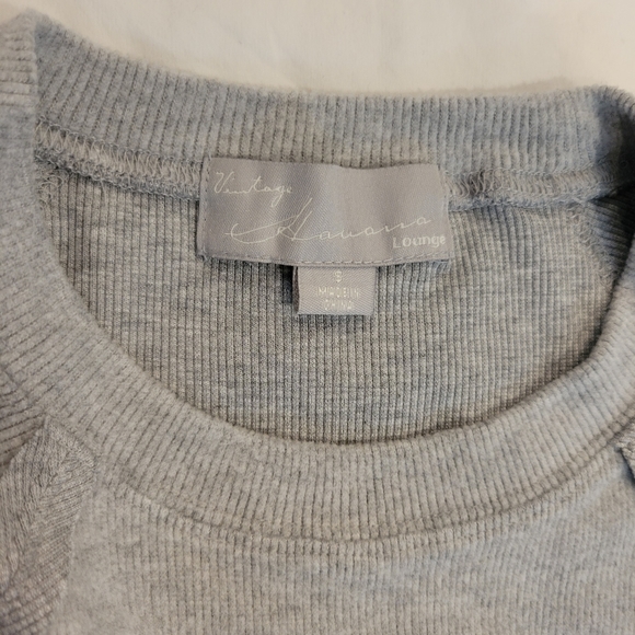 Vintage Havana Lounge Dolman batwing grey knit cropped sweatshirt size Small - Picture 3 of 5